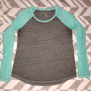 Aeropostale long sleeve T-shirt